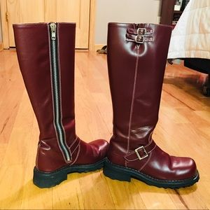 BARELY WORN John Fluevog Boots